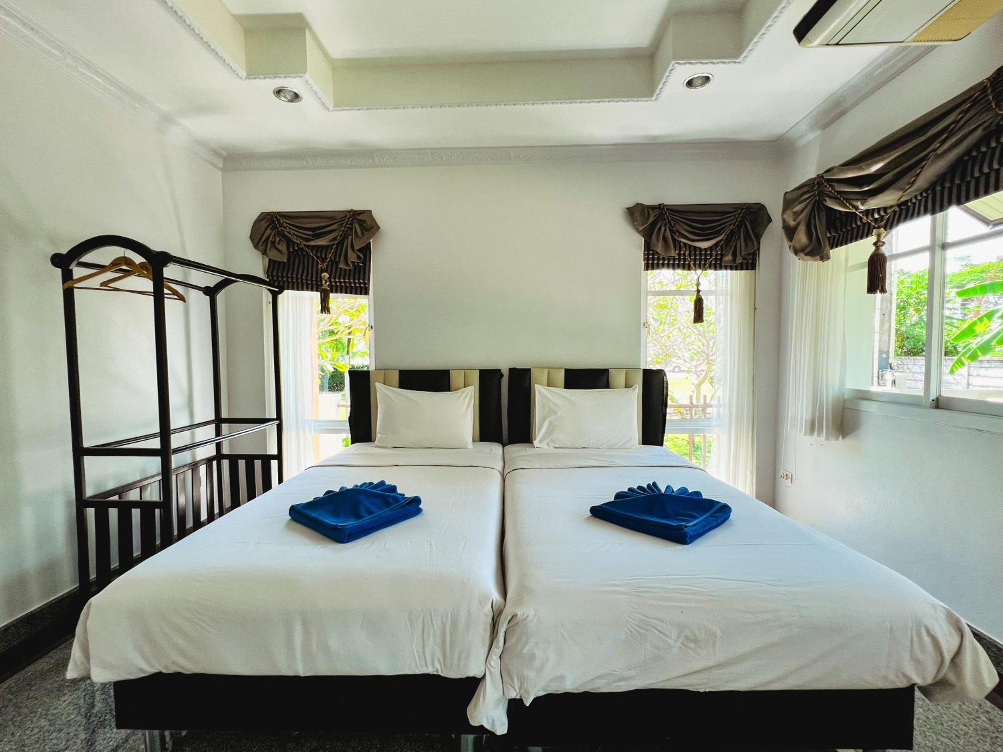 Baan Faa Talaychan Resort Chao Lao Beach Exterior foto