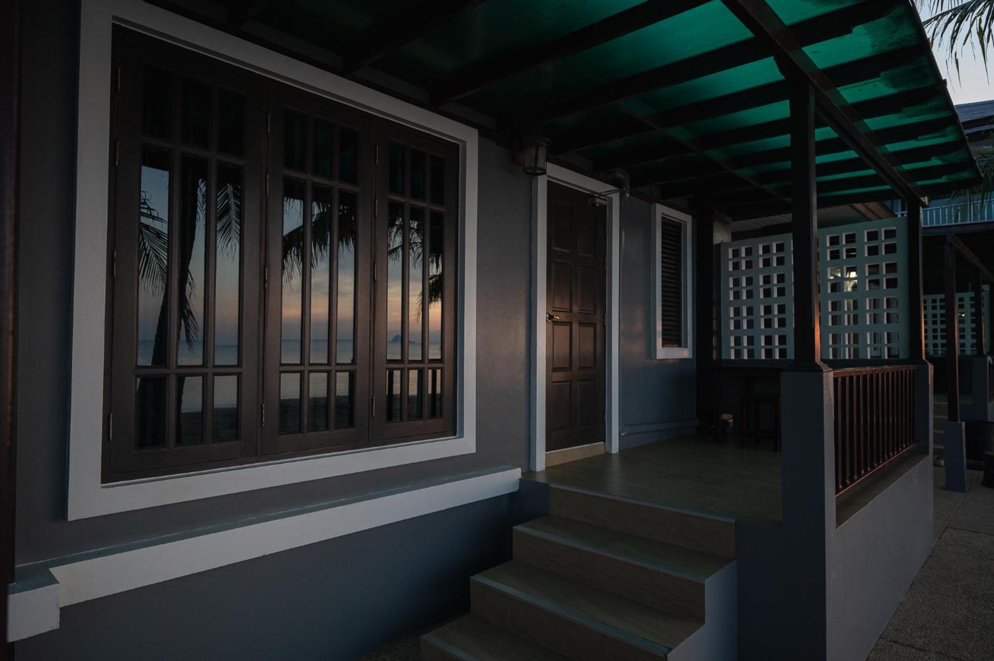 Baan Faa Talaychan Resort Chao Lao Beach Exterior foto